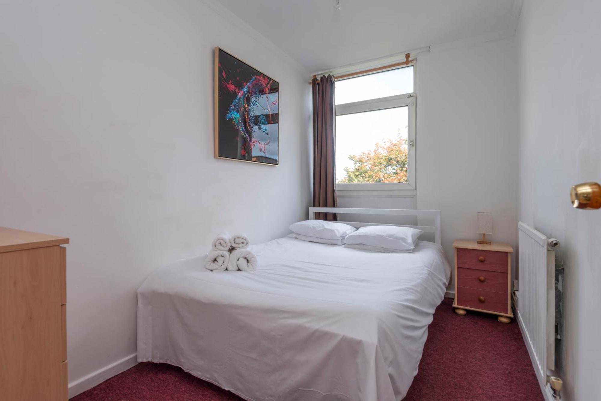 Entire 3 Bedroom Luxury Apartment In London With Private Balcony المظهر الخارجي الصورة